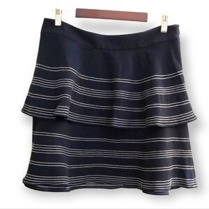 Banana Republic | 8 Navy skirt white stitch ruffle double layer